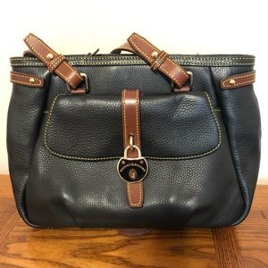 Dooney & Bourke black leather bag, EUC